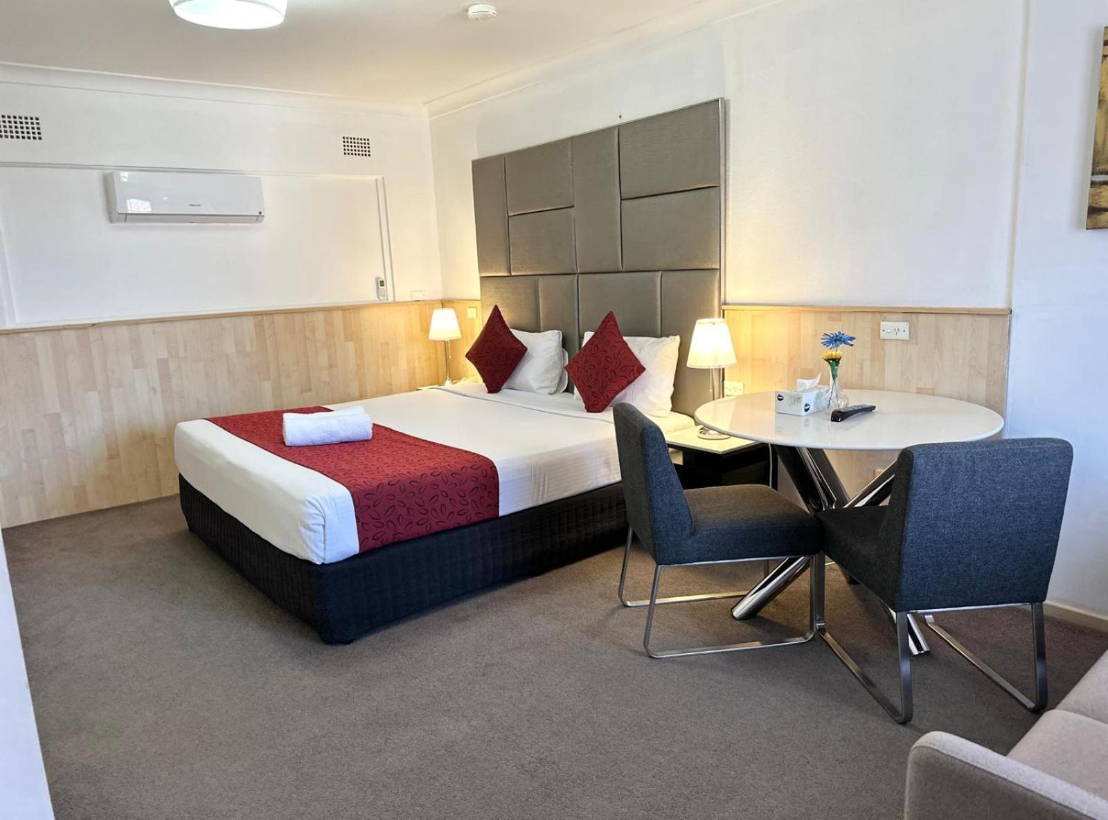 Countryman Motor Inn Cowra Exterior photo