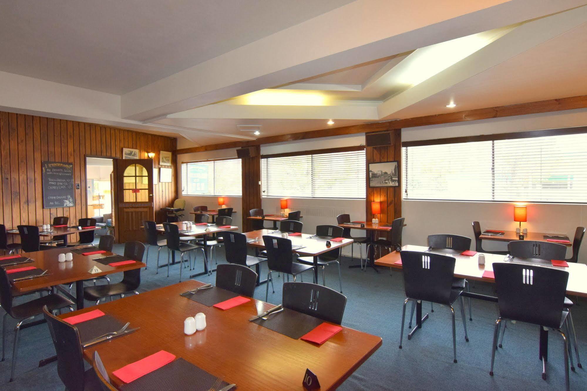 Countryman Motor Inn Cowra Exterior photo